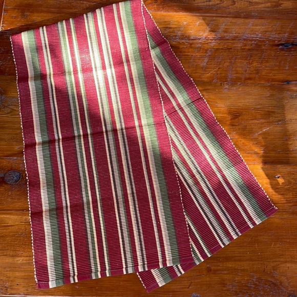 🎄 Park Designs Table Runner Burgundy/Green Cream 13”X54” - Picture 1 of 5